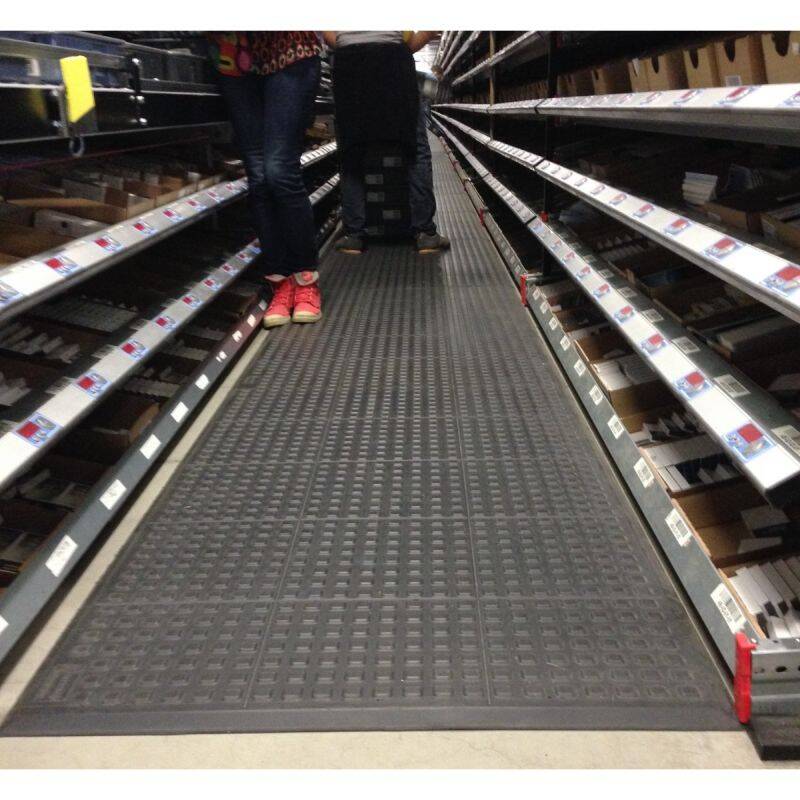 משטח דריכה ארגונומי רחב משטח דריכה ארגונומי רחב