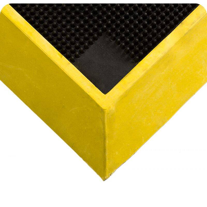 משטח דריכה מחטא לנעליים Tall Wall