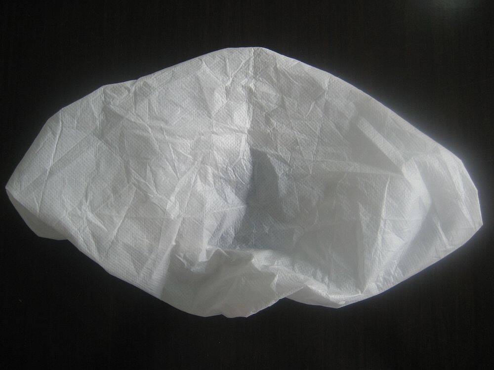 כיסוי נעל לבן נגד החלקה